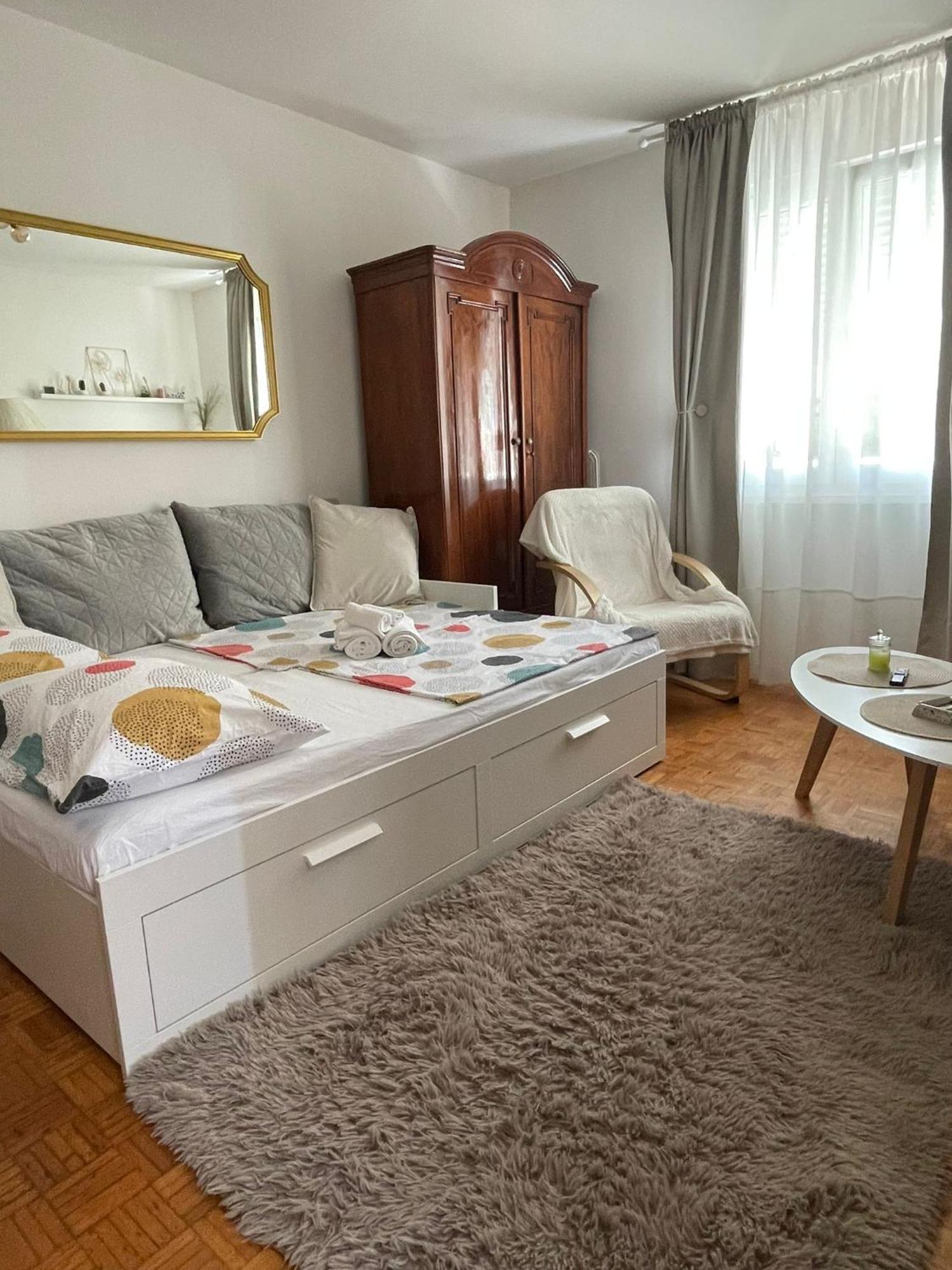 Studio Apartman Providenca Split Exterior foto